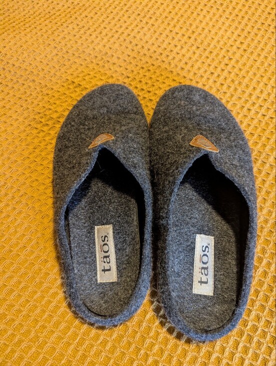 Taos Footwear Shoes - Taos Footwear Women's Dark Gray Felt Slip-On Slippers, 39